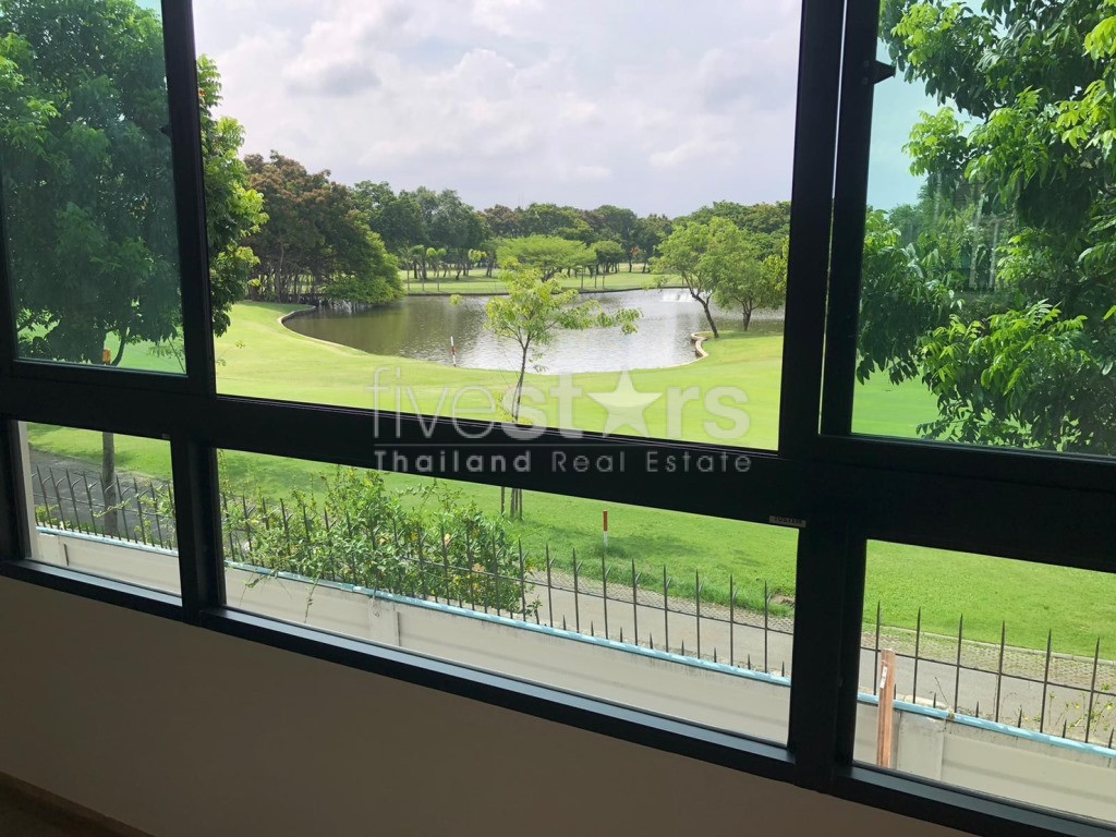 Maison de ville de 3 chambres à louer à Srinakarin - Rama 9, photo 5