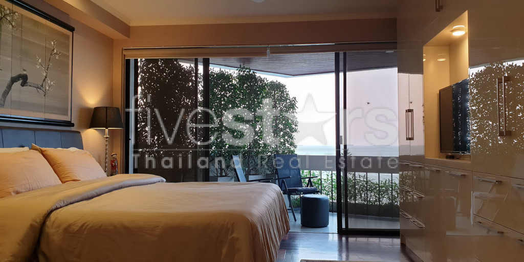 Spectacular 3 bedroom condo in Wong Amat, Pattaya, photo 12