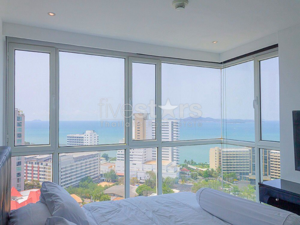 2 bedroom condo with a stunning sea view for sale in Pattaya, photo 7