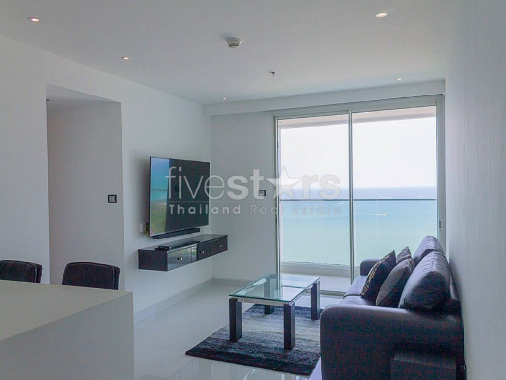 2 bedroom condo with a stunning sea view for sale in Pattaya, photo 2