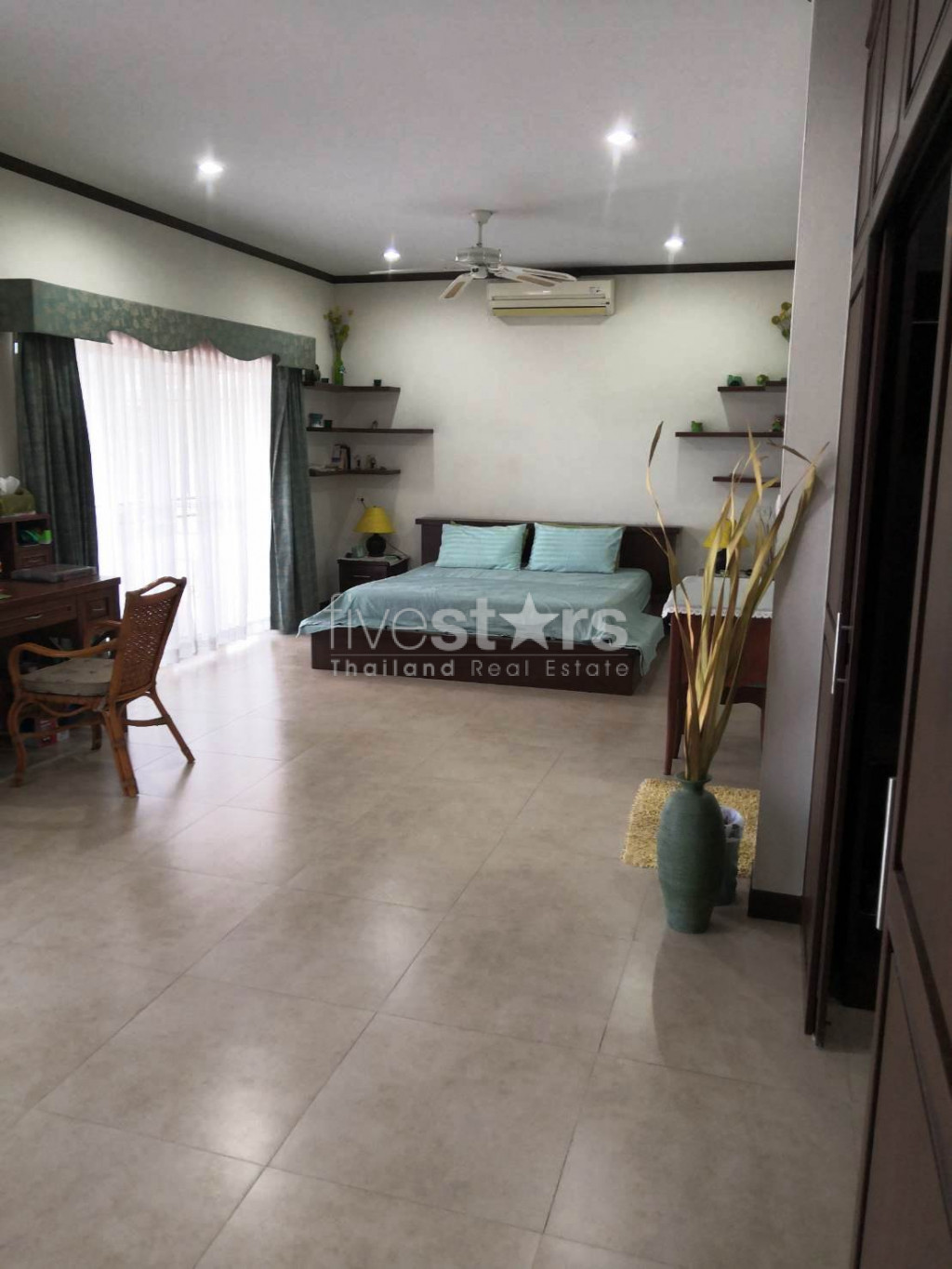4 bedroom single house private pool for sale in Banglamung Chonburi, photo 10