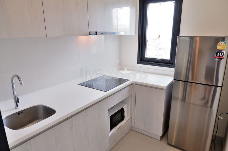 Appartement de 2 chambres à louer près du MRT Petchaburi, photo 8