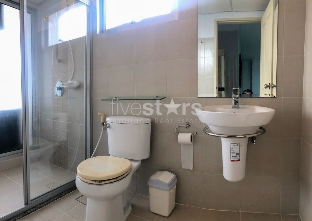 Appartement de 2 chambres haut en étage à vendre proche Ekamai, photo 13