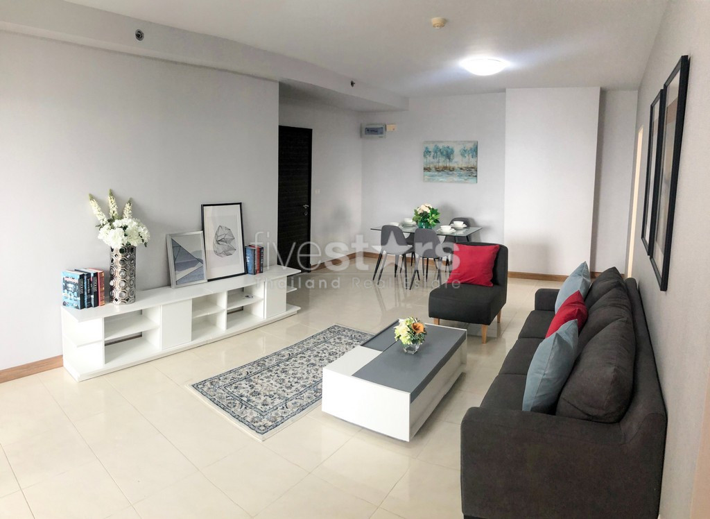 Appartement de 2 chambres haut en étage à vendre proche Ekamai, photo 3