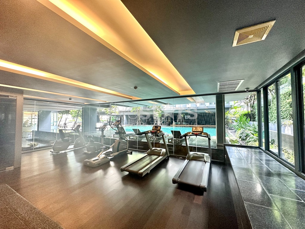 Condo 2 chambres à vendre quartier Phromphong, photo 17