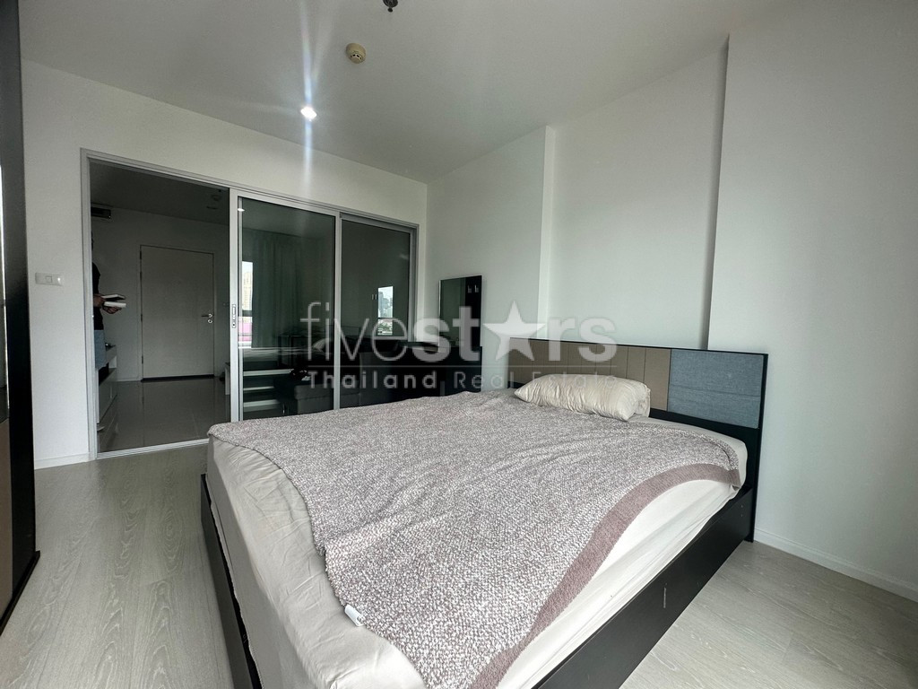 Appartement moderne d'une chambre à vendre proche MRT Rama 9, photo 12