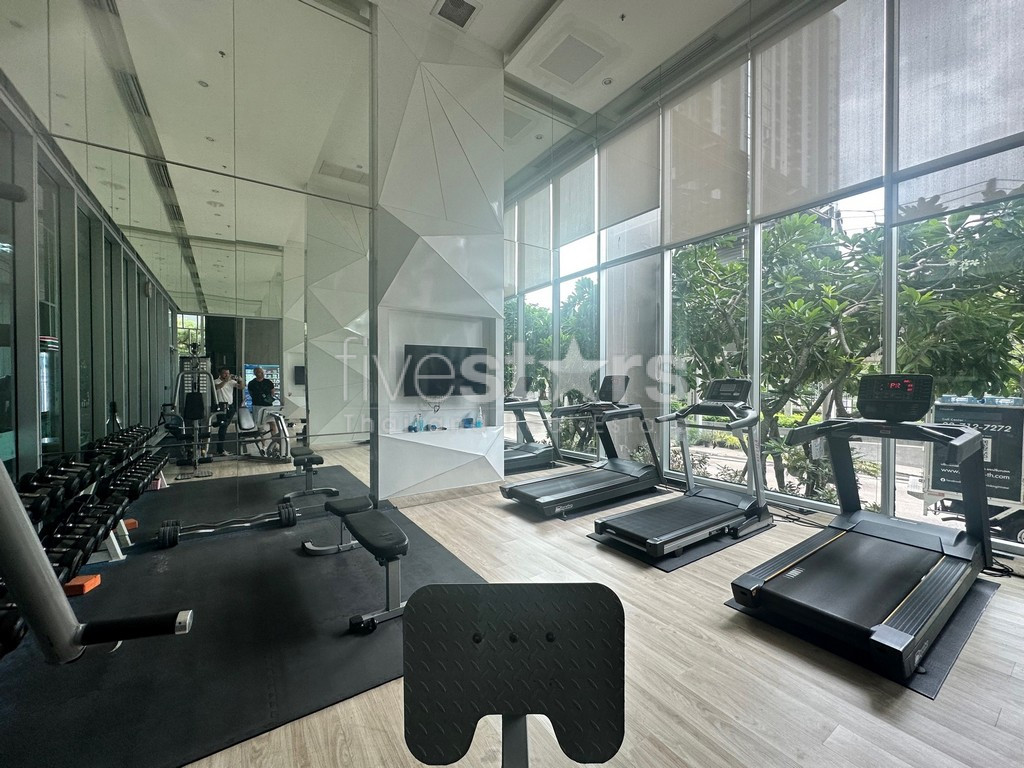 Appartement moderne d'une chambre à vendre proche MRT Rama 9, photo 18