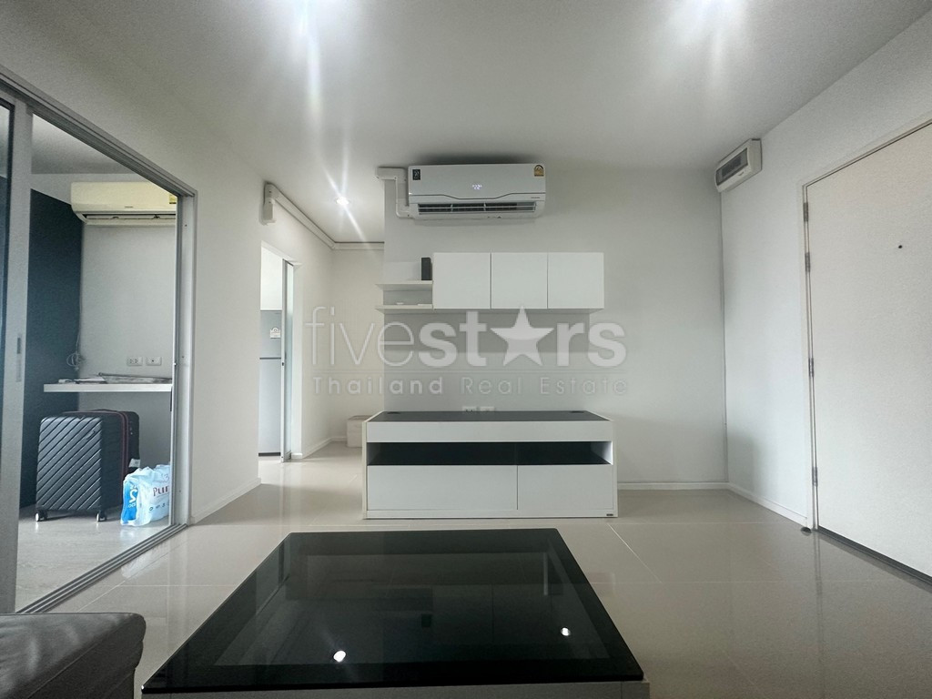 Appartement moderne d'une chambre à vendre proche MRT Rama 9, photo 4