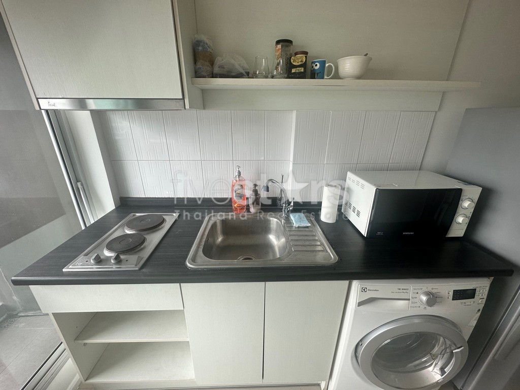 Appartement moderne d'une chambre à vendre proche MRT Rama 9, photo 7
