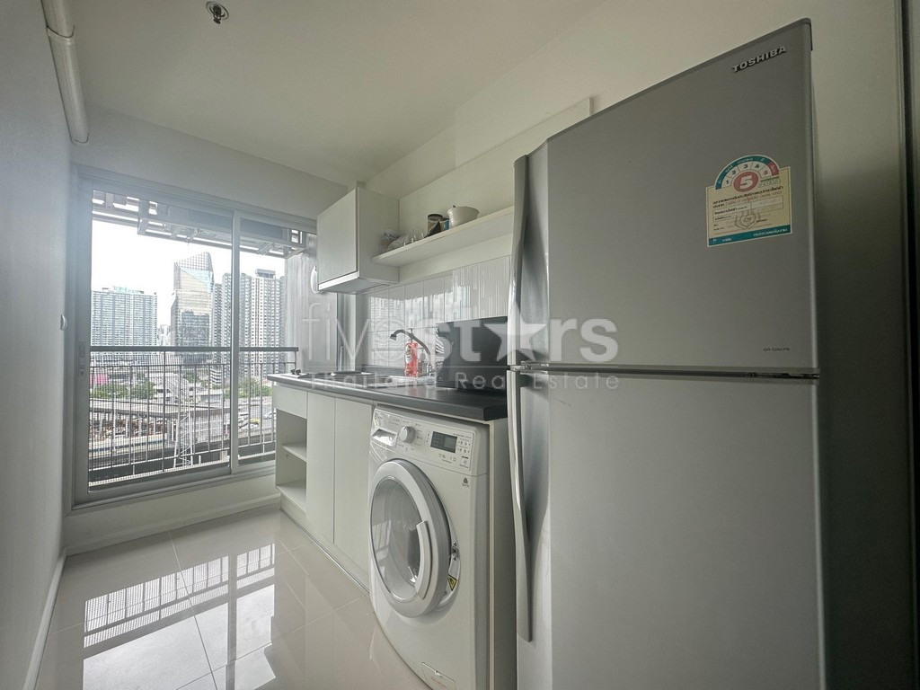 Appartement moderne d'une chambre à vendre proche MRT Rama 9, photo 6