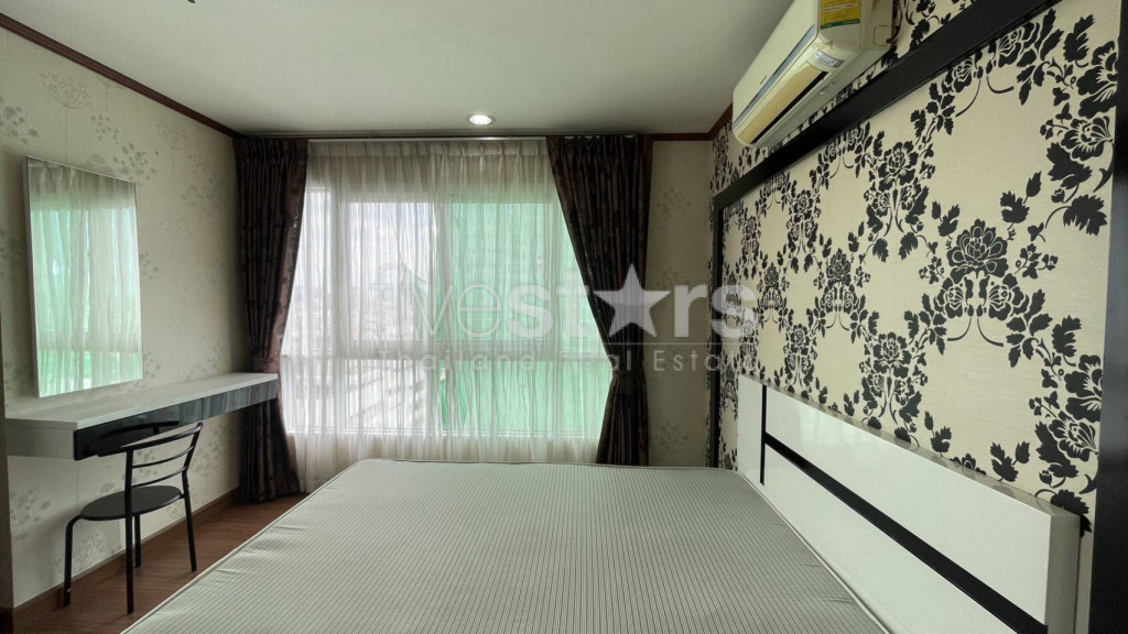 Condo 1 chambre à vendre près de la station de MRT Huai Khwang, photo 3