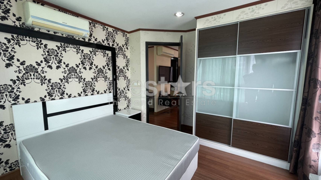 Condo 1 chambre à vendre près de la station de MRT Huai Khwang, photo 4
