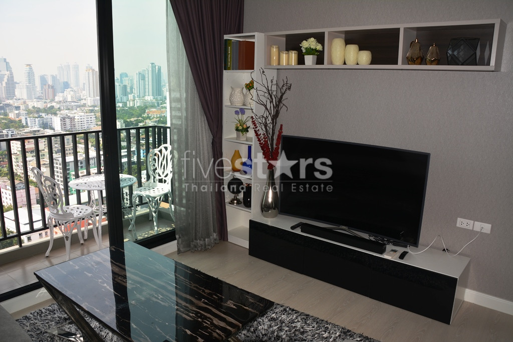 Appartement d'angle 3 chambres quartier Petchaburi-Thonglor, photo 4