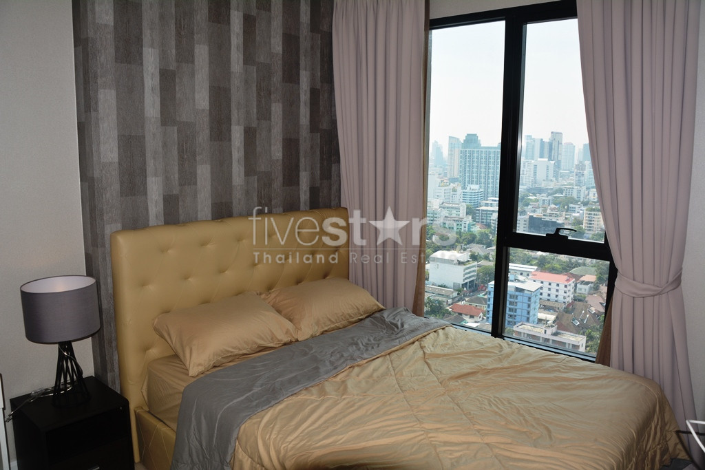 Appartement d'angle 3 chambres quartier Petchaburi-Thonglor, photo 14
