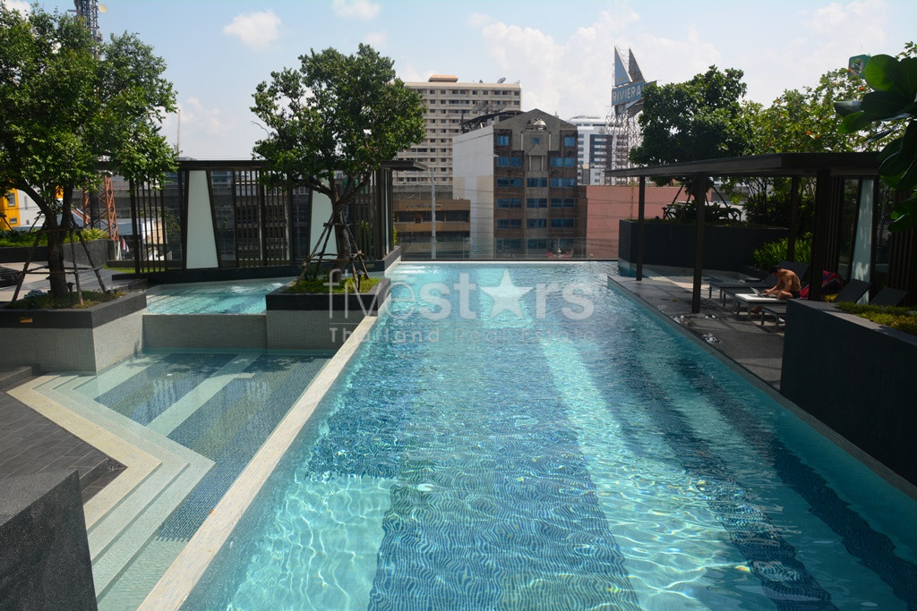 Appartement d'angle 3 chambres quartier Petchaburi-Thonglor, photo 18