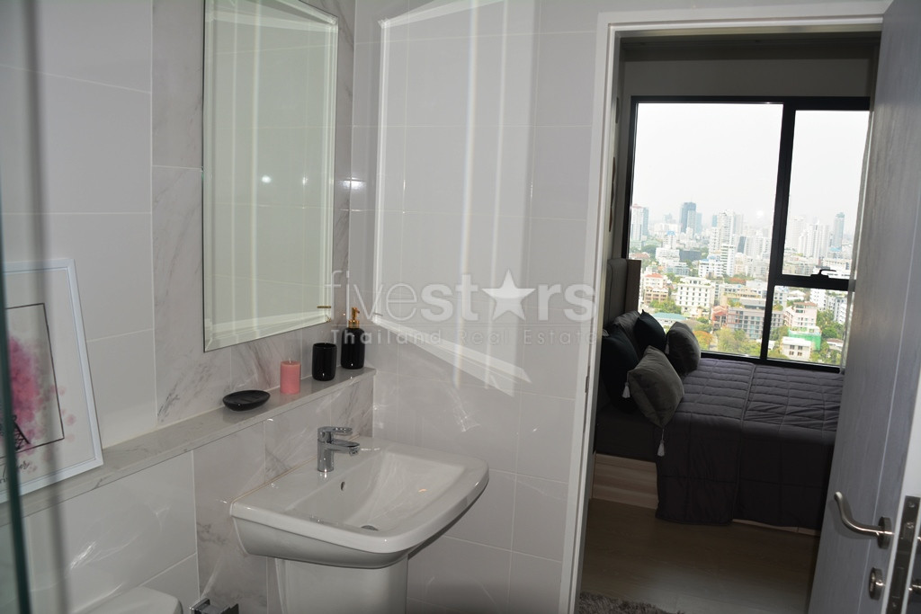 Appartement 1 chambre haut en étage quartier Petchaburi, photo 14