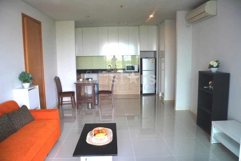Spacious 1-bedroom condo in Petchaburi-Nana area, photo 3