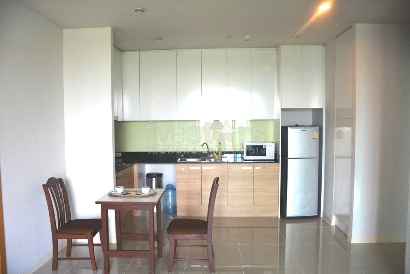 Spacious 1-bedroom condo in Petchaburi-Nana area, photo 6