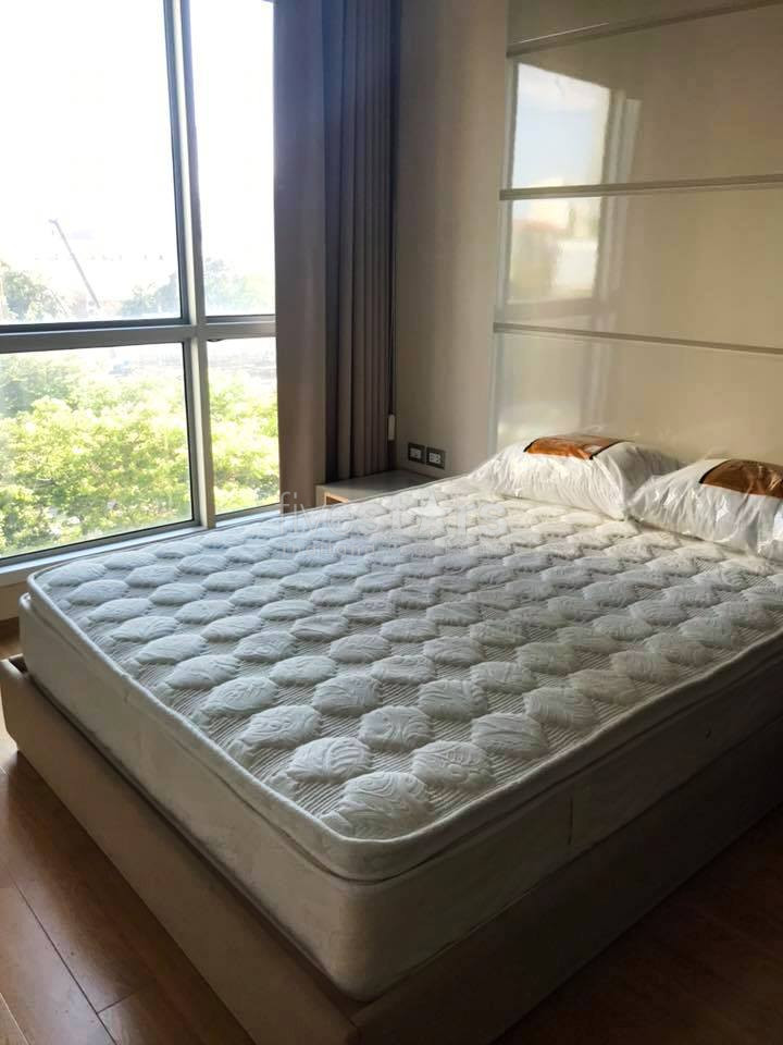 1 bedroom condo for rent near MRT Petchaburi, photo 8