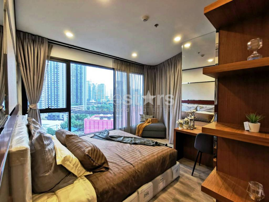 Appartement de 2 chambres à louer près du MRT Petchaburi, photo 4