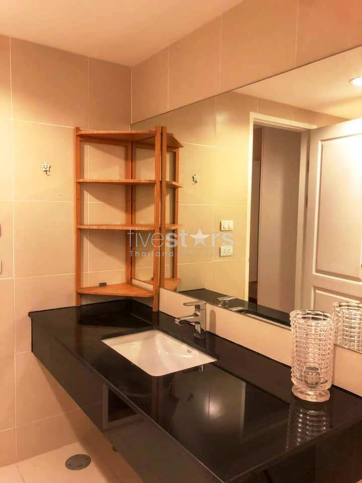 2 bedrooms condo for rent near MRT Phra Ram 9, photo 9