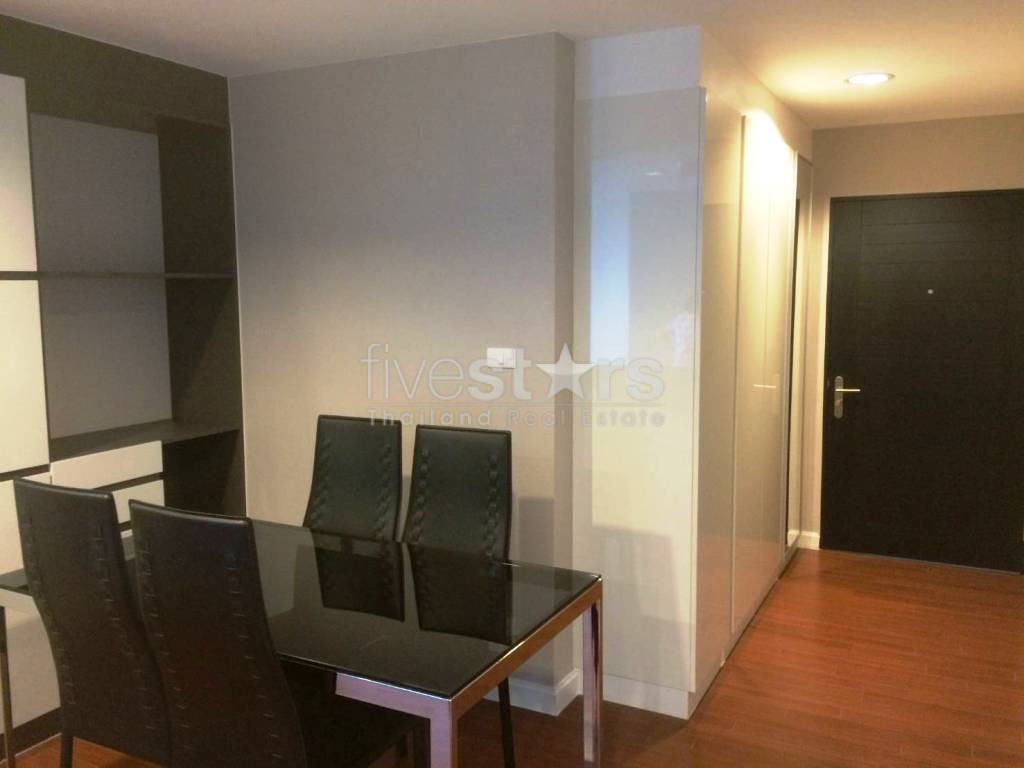 2 bedrooms condo for rent near MRT Phra Ram 9, photo 8