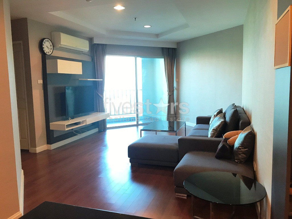 2 bedrooms condo for rent near MRT Phra Ram 9