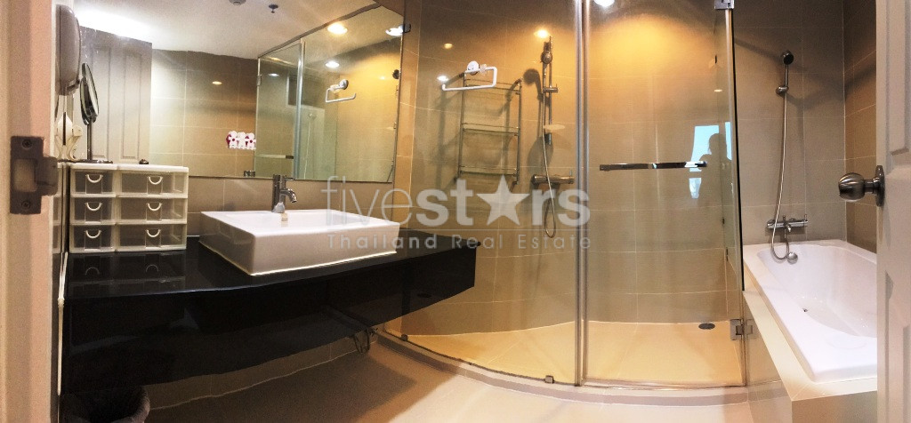 2 bedrooms condo for rent near MRT Phra Ram 9, photo 12