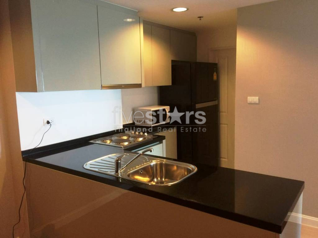 2 bedrooms condo for rent near MRT Phra Ram 9, photo 5