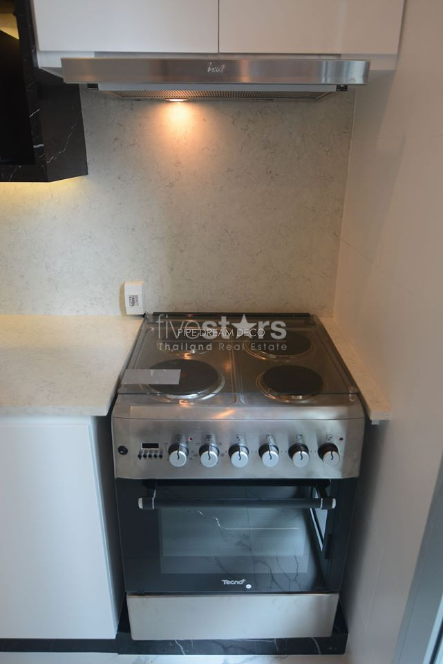 Unique 2 bedrooms condo for rent near MRT Phraram 9, photo 5