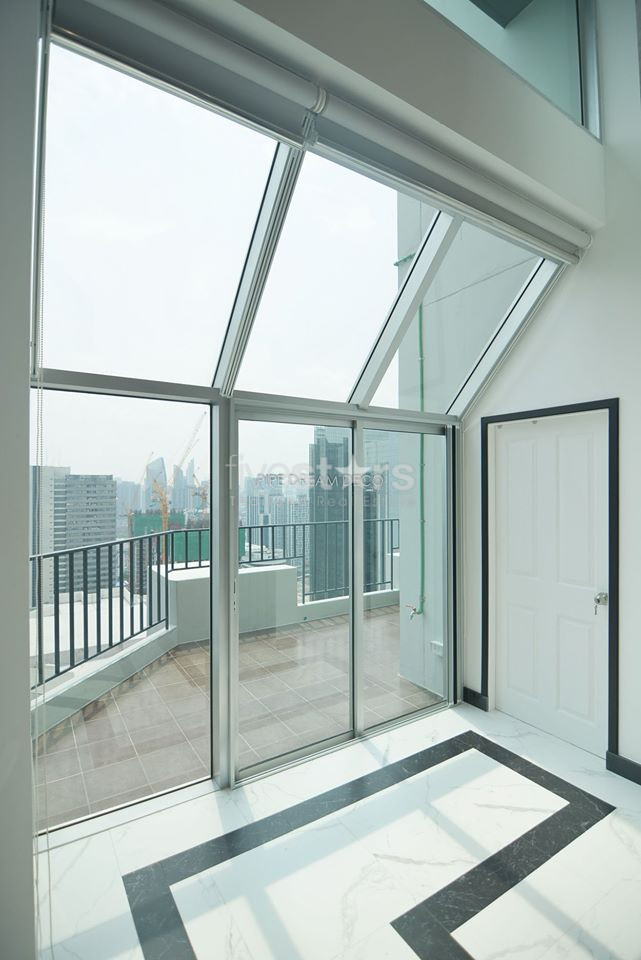 Unique 2 bedrooms condo for rent near MRT Phraram 9, photo 13