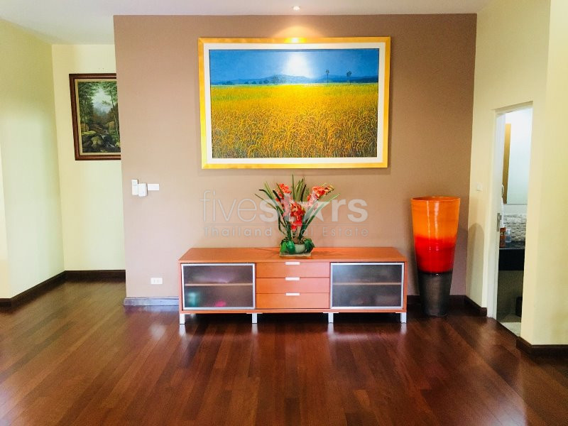 3 bedrooms stand alone house for rent in Rama 9, photo 11