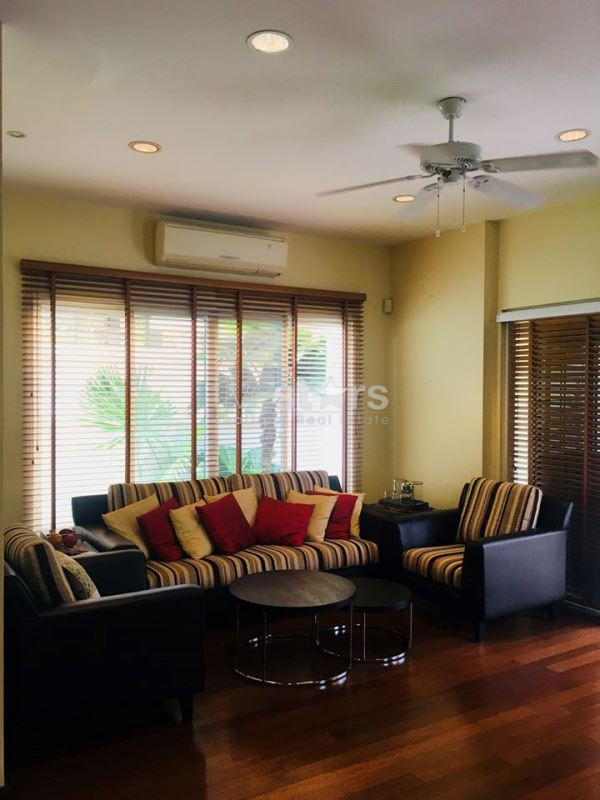 3 bedrooms stand alone house for rent in Rama 9