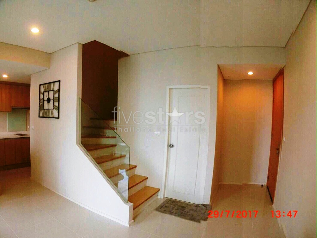 Duplex 1 bedroom condo for rent in Asoke near MRT Petchaburi, photo 6