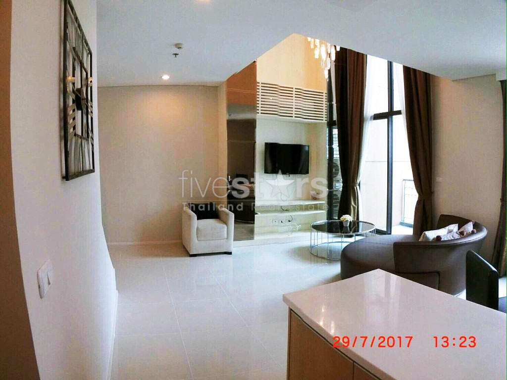 Duplex 1 bedroom condo for rent in Asoke near MRT Petchaburi, photo 2