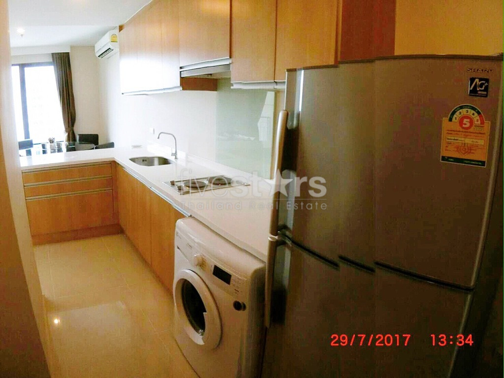 Duplex 1 bedroom condo for rent in Asoke near MRT Petchaburi, photo 8