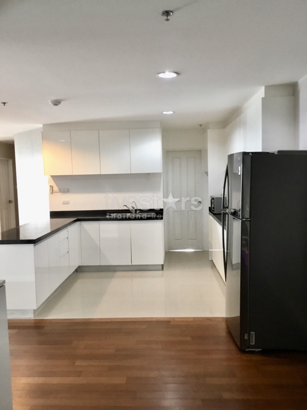 2 bedrooms condo for rent near MRT Rama 9, photo 12