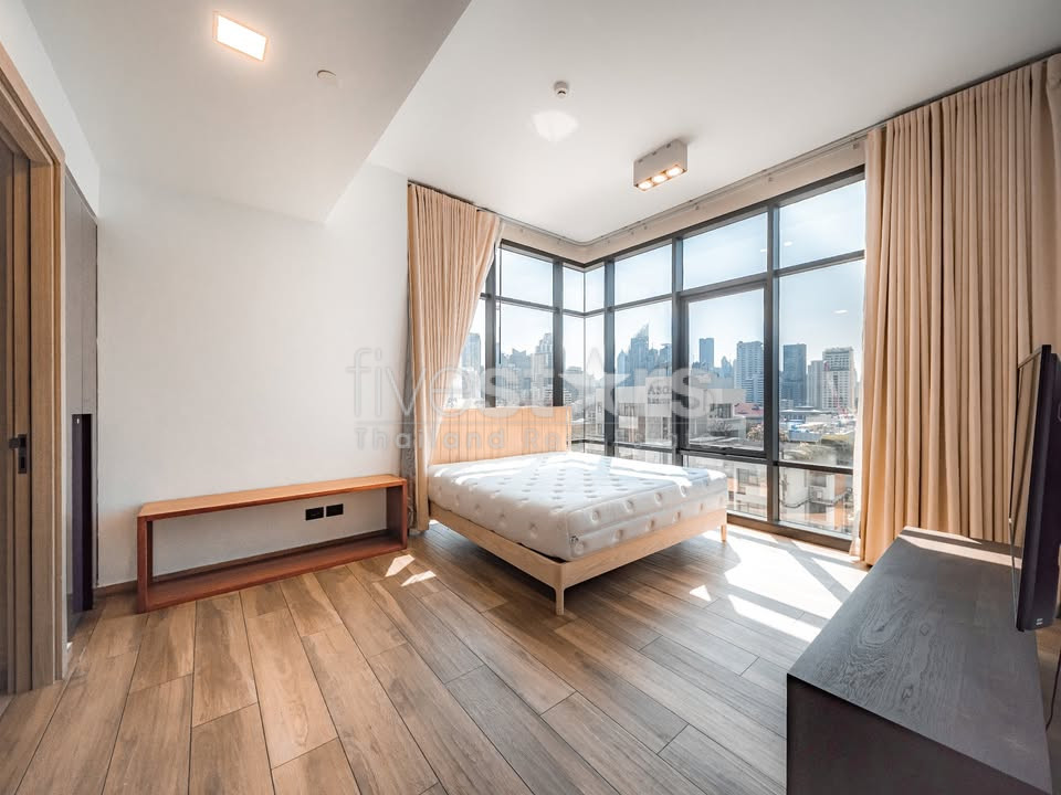 Magnifique appartement de 4 chambres à louer près du MRT Petchaburi, photo 9