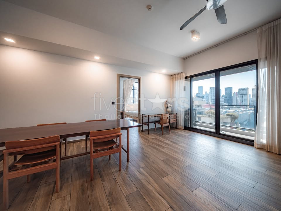 Magnifique appartement de 4 chambres à louer près du MRT Petchaburi, photo 8