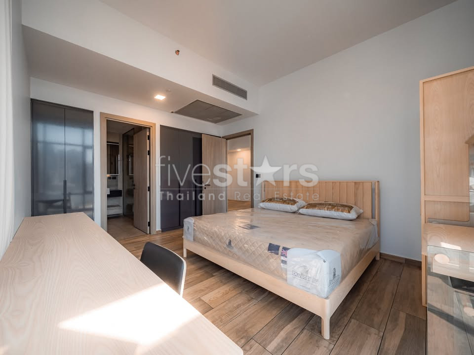 Magnifique appartement de 4 chambres à louer près du MRT Petchaburi, photo 13