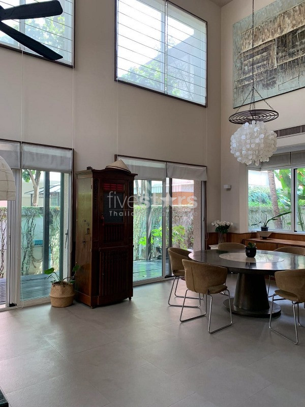 4 bedroom house in compound for sale on Rama 9 to Ramkhamheng 24, photo 18