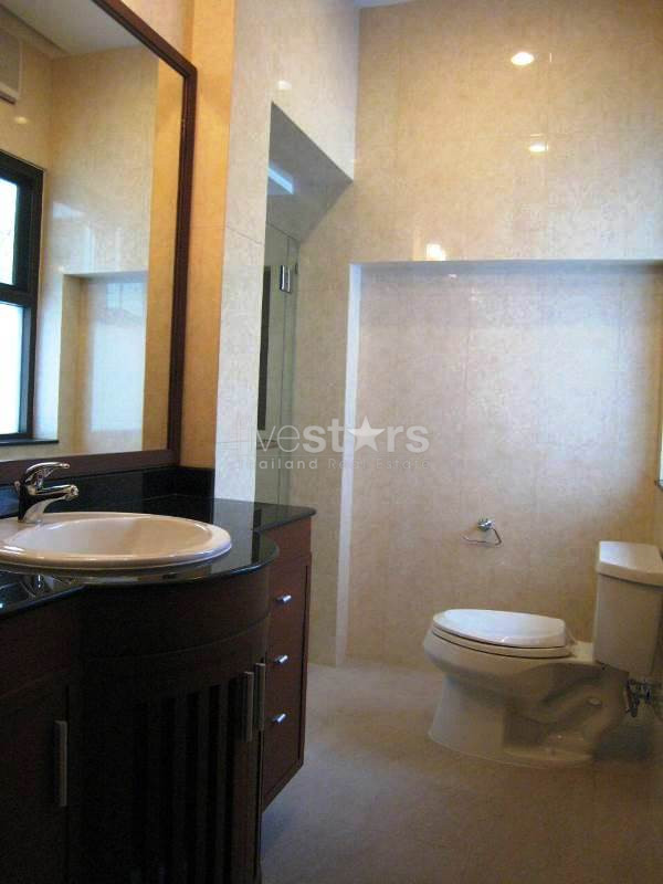 Belle maison de 4 chambres avec piscine privée, photo 22