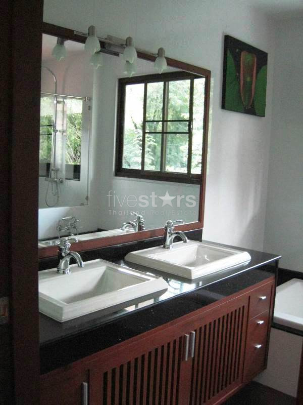 Belle maison de 4 chambres avec piscine privée, photo 23
