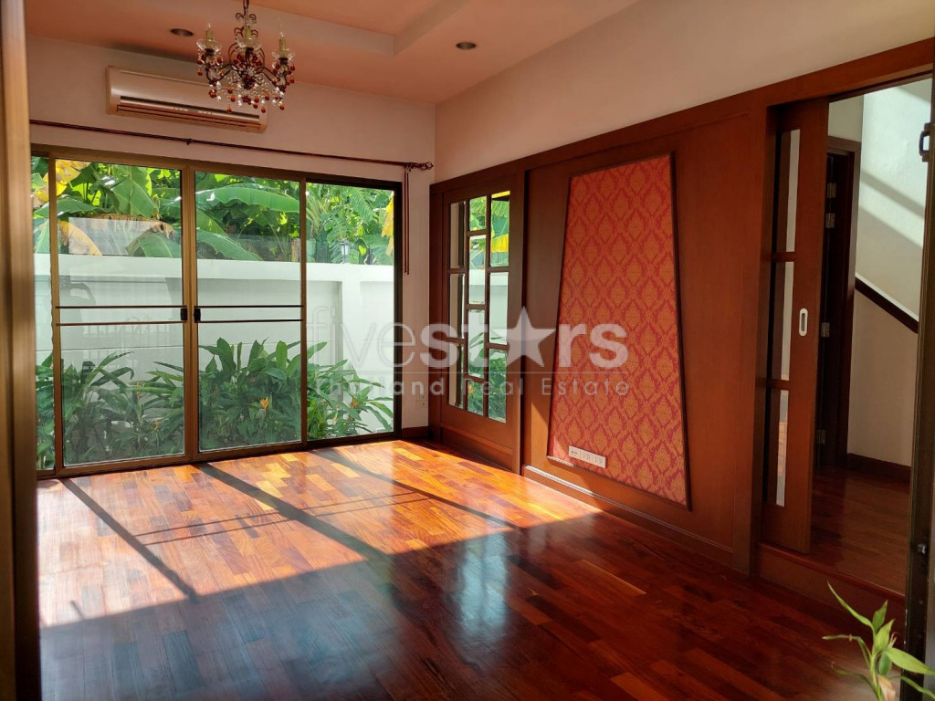 Belle maison de 4 chambres avec piscine privée, photo 12