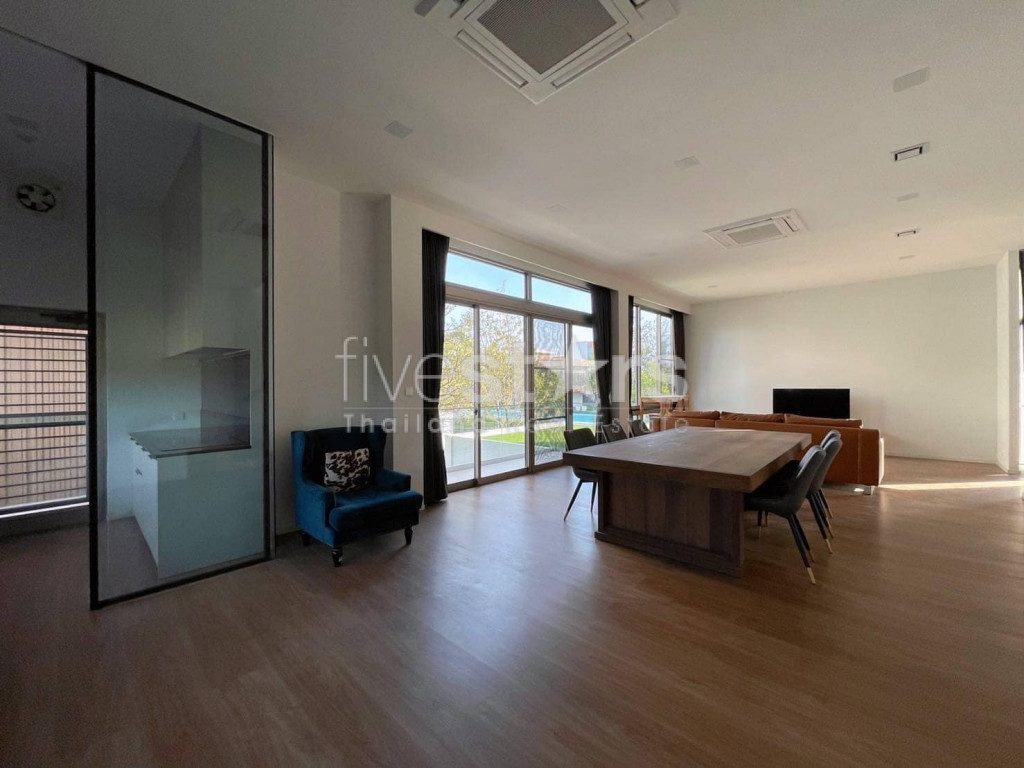 Maison moderne de 3 chambres à louer sur Rama 9, photo 5