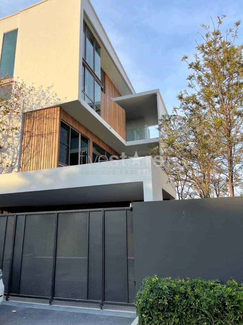 Maison moderne de 3 chambres à louer sur Rama 9