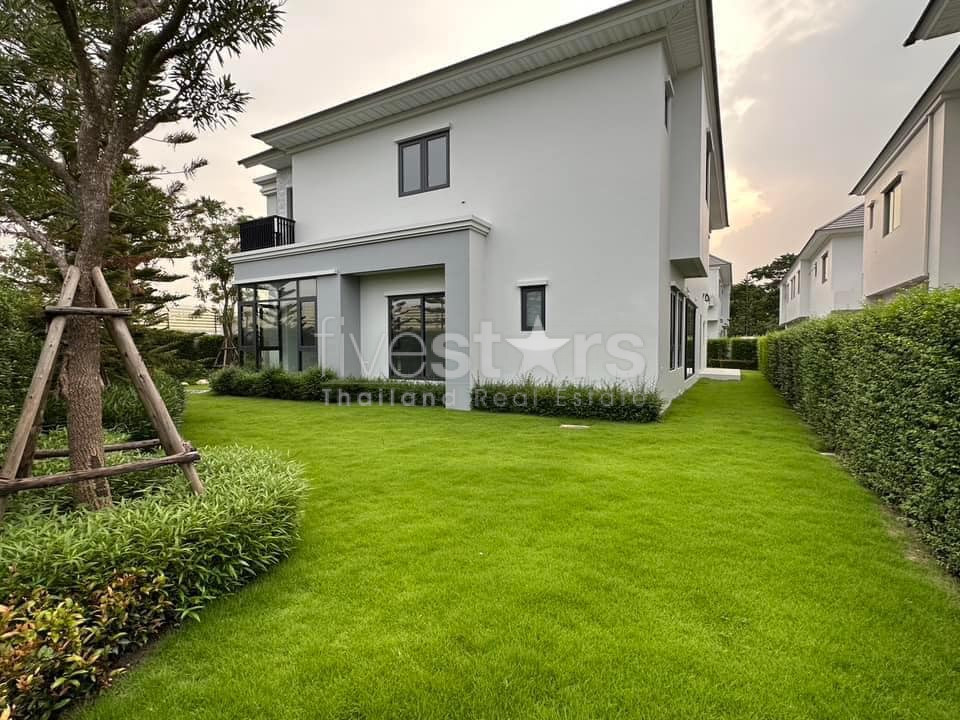 Luxury House 4-Bedroom for sale in Rama 9-New Krungthepkreetha, photo 4