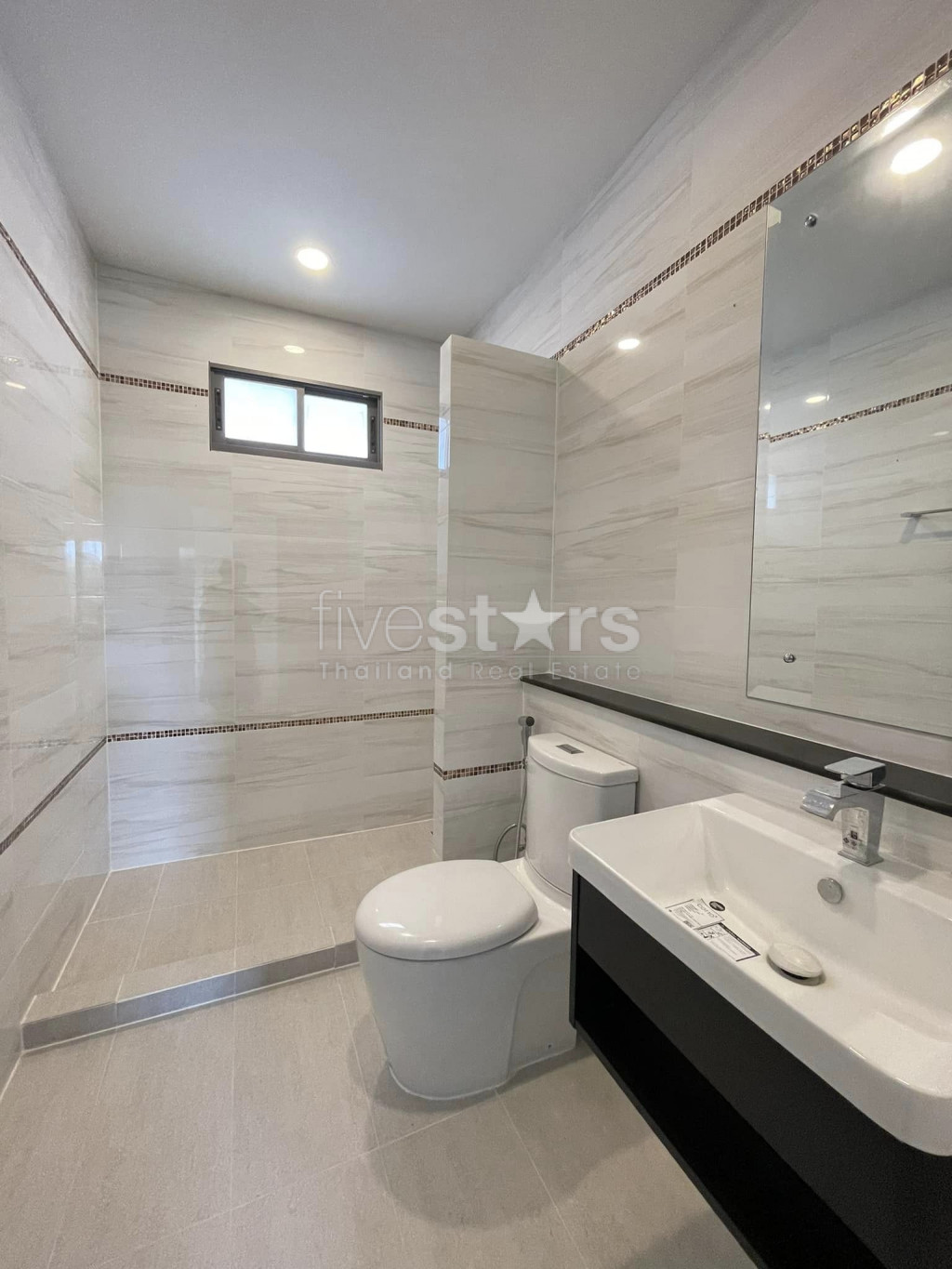 Luxury 4 - Bedrooms for sale on Rama 9-krungthep kreetha, photo 16