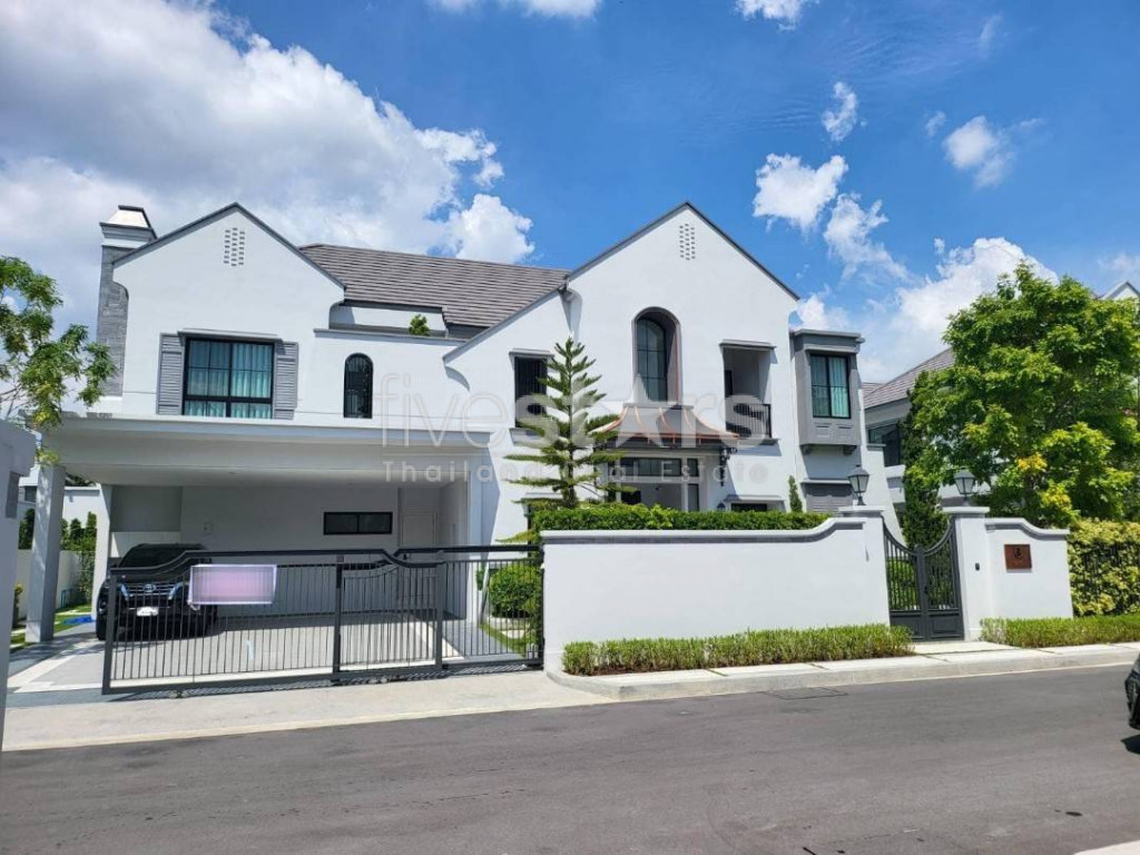 Maison de super luxe 4 chambres à louer sur Rama 9 - New Krungthepkreetha