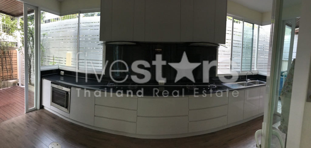 For Sale Modern Townhome in compound 3 bedrooms on Petchaburi road, photo 13